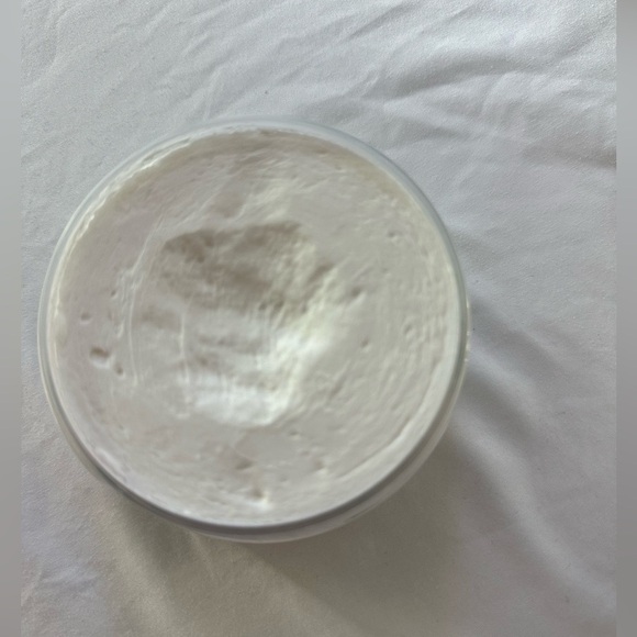 Buff City Soap Cherry Almond Body Butter/Give Sunshine Hiney-Vanilla Bath Salts - Picture 3 of 7